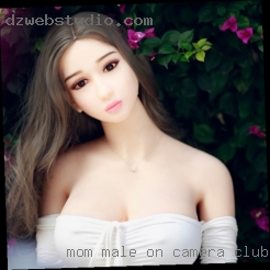 Mom male on camera clubs masturbating.